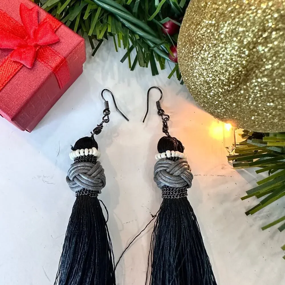 Hook tassel earrings